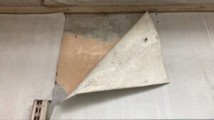 壁紙のはがれ