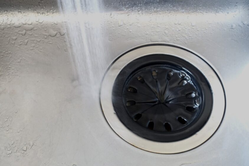 マンションの排水口からゴボゴボ音がする7つの原因