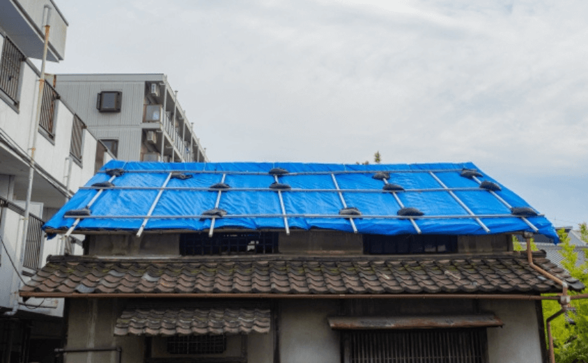 台風被害 屋根 イメージ画像
