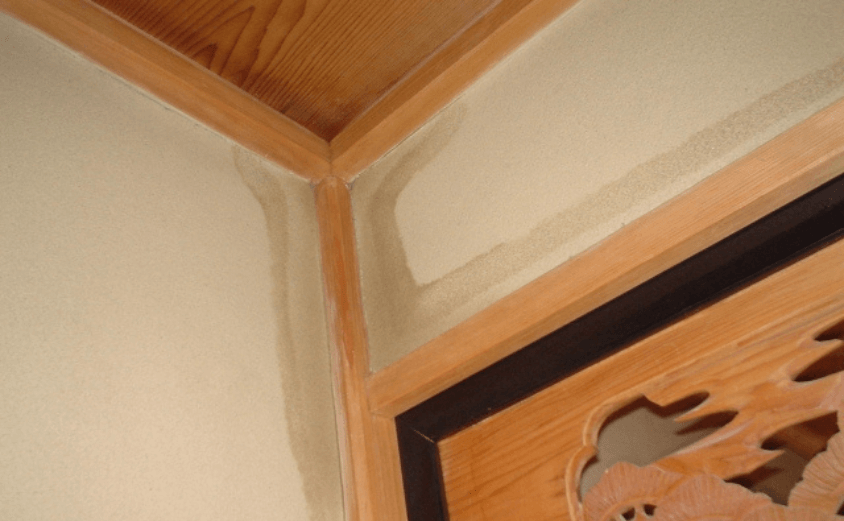 雨漏り　室内　イメージ画像