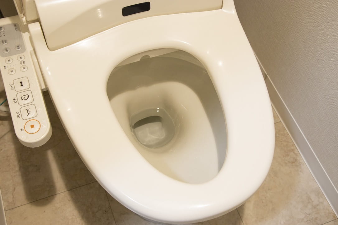 【図解】ウォシュレットを自分で取り付ける方法！必要な工具と注意点も解説